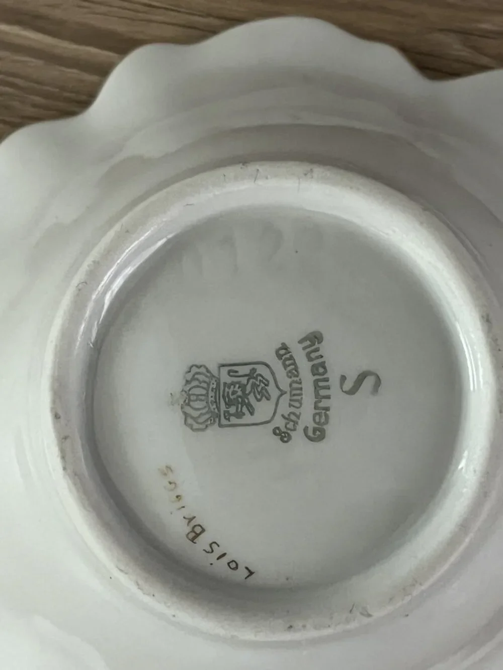 Vtg Schumann Germany Gold Leaf Porcelain Creamer Bowl Scalloped Rim European MCM